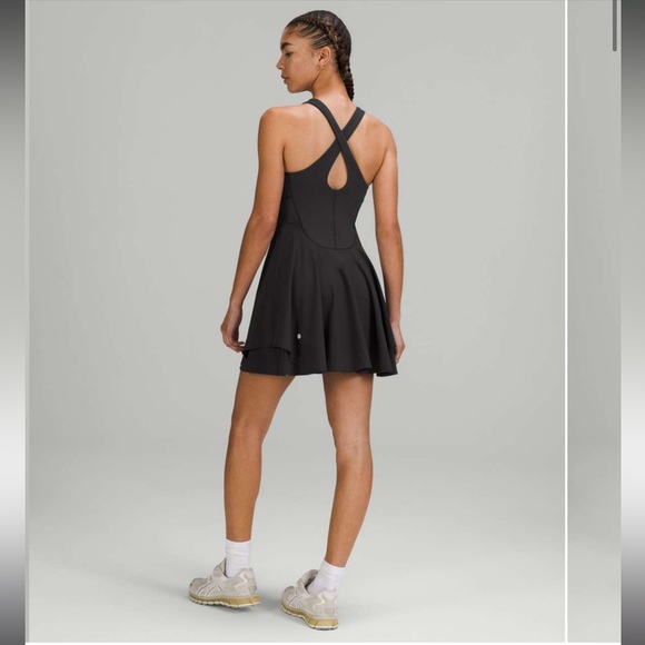 lululemon athletica Dresses & Skirts - Lululemon Court Crush Dress Black Size 4